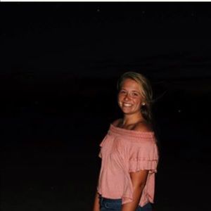 Meet your Posher, Lizzy